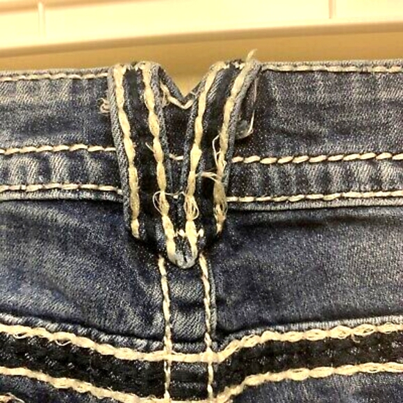 Vigoss Womens Dublin Capri Jeans Embroidered Gems sz-5/6 - Picture 5 of 9